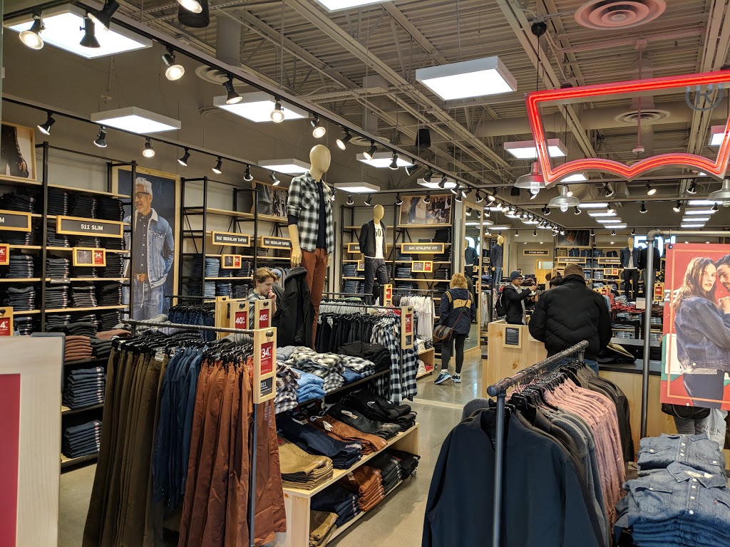 Levis Outlet Store | 3965 Eagan Outlets Pkwy Suite 510, Eagan, MN 55122, USA | Phone: (651) 454-1121