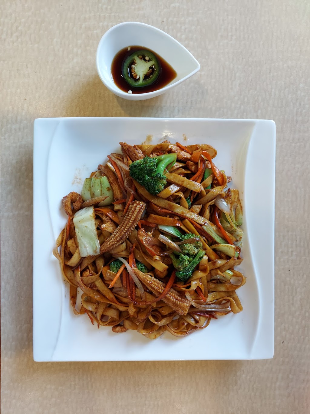 The Bistro 99 | Vietnamese Noodles And Grill | 3933 N Central Expy #100, Plano, TX 75023, USA | Phone: (972) 422-5152