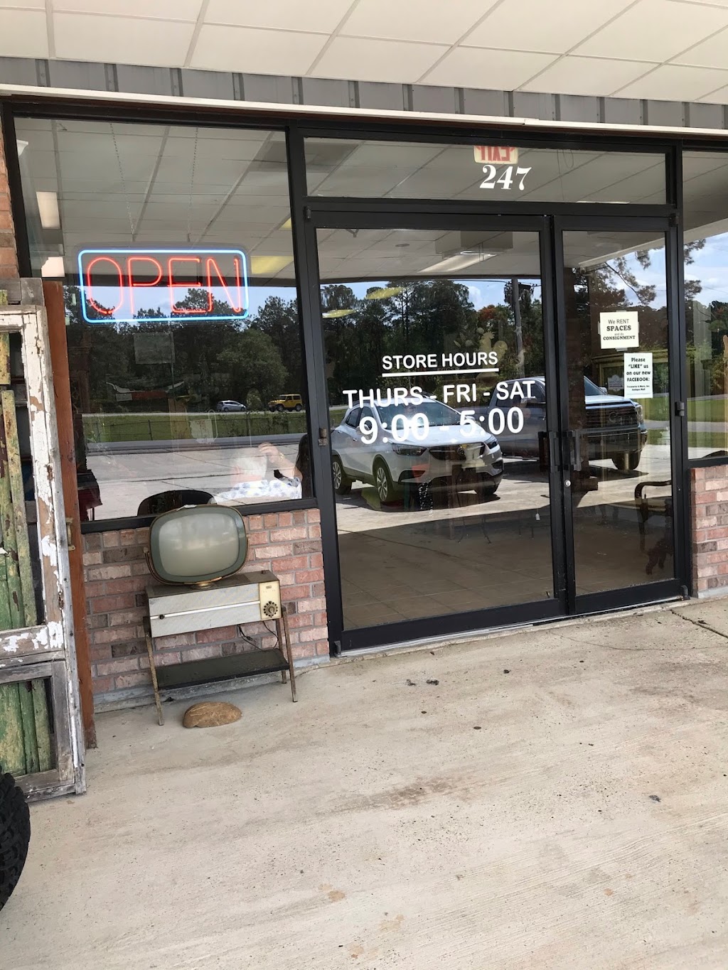 treasures and more | 247 Frontage Rd, Picayune, MS 39466, USA | Phone: (601) 749-8844