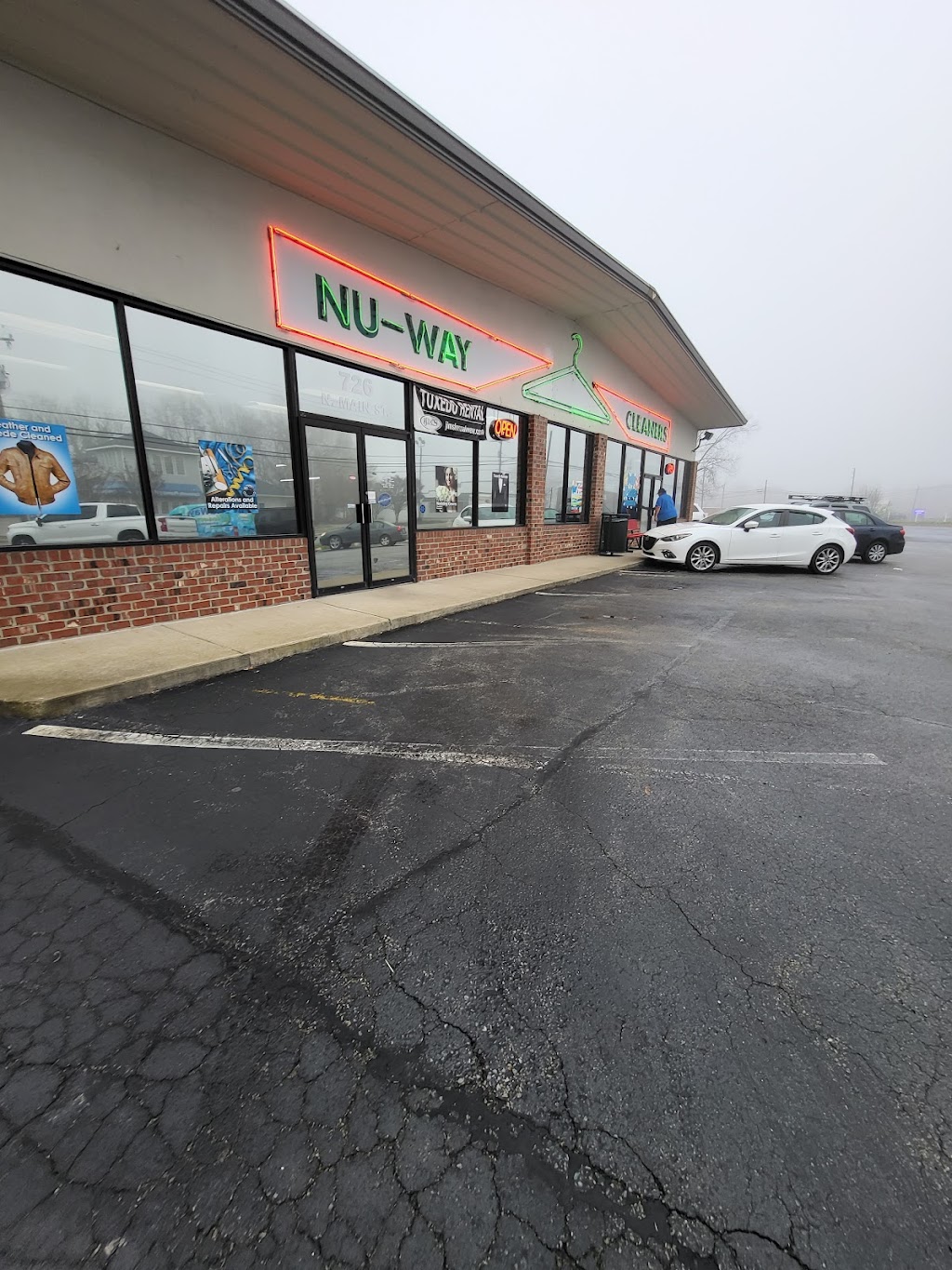 Nu-Way Cleaners & Formalwear | 726 N Main St, Roxboro, NC 27573, USA | Phone: (336) 599-3455