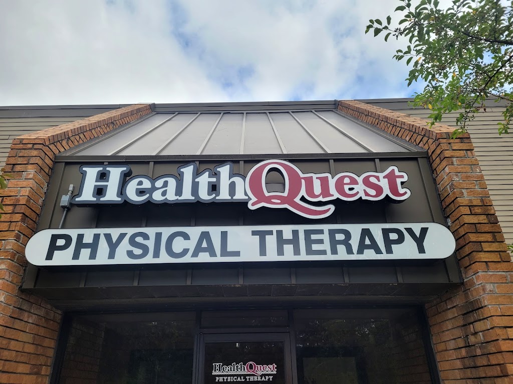 HealthQuest Physical Therapy - Commerce Township | 2001 Dallavo Dr, Commerce Charter Twp, MI 48390, USA | Phone: (947) 210-2500