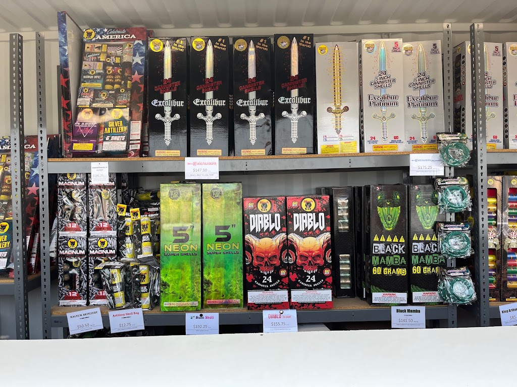 Light It Up Fireworks #2 | 209 VZ, Co Rd 3910, Wills Point, TX 75169, USA | Phone: (214) 502-3674