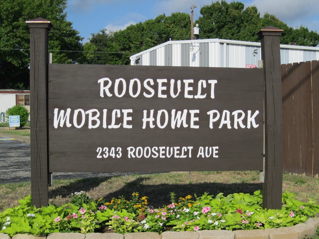 Roosevelt Mobile Home Park | 2343 Roosevelt Ave, San Antonio, TX 78210, USA | Phone: (210) 534-8215