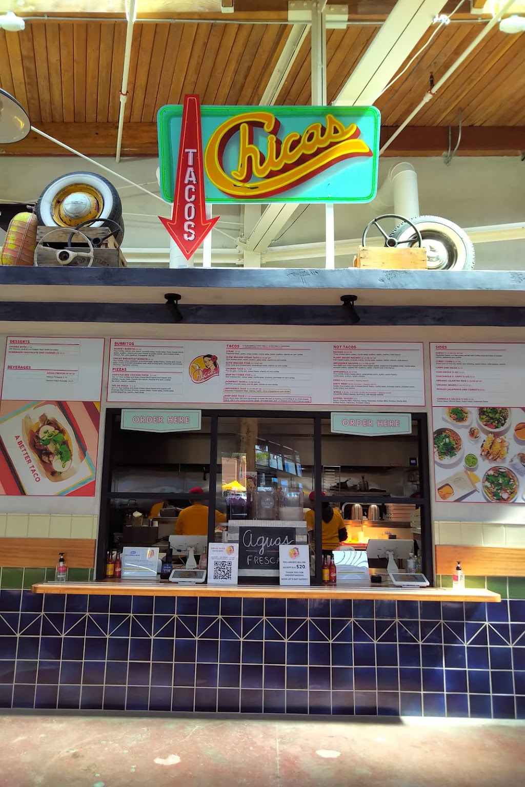 Chicas Tacos | 800 S La Brea Ave, Los Angeles, CA 90036, USA | Phone: (323) 863-8226
