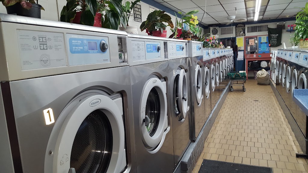 Laundry Land | 1160 Yonkers Ave, Yonkers, NY 10704, USA | Phone: (914) 237-2040