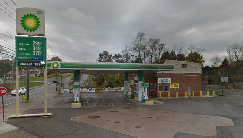 Barry quick mart | 25 W Line Ave, Ellwood City, PA 16117, USA | Phone: (724) 201-0886