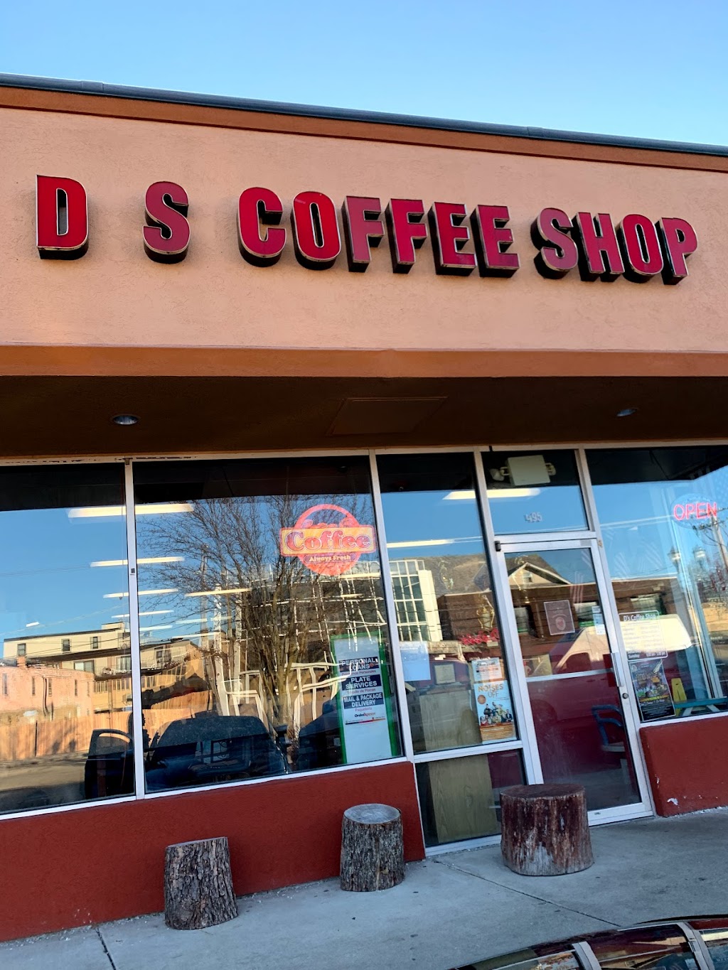 Ds Coffee Shop | 495 Sheridan Rd, Highwood, IL 60040, USA | Phone: (847) 681-8343