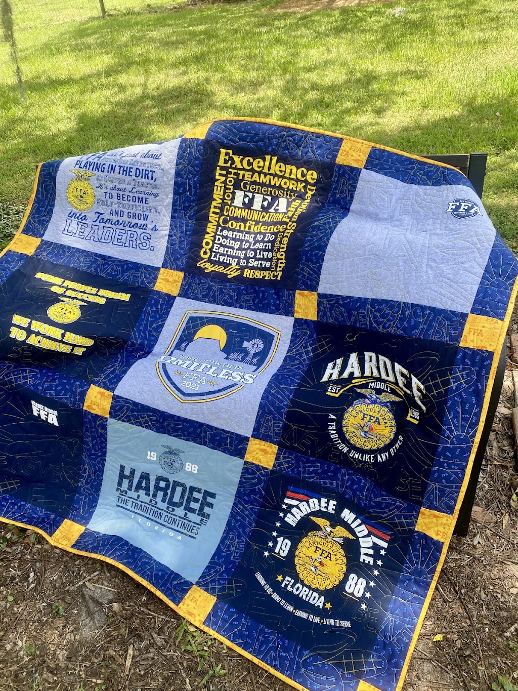 Farm Girl Quilting | 3042 Doc Lindsey Rd, Fort Meade, FL 33841, USA | Phone: (863) 209-6643