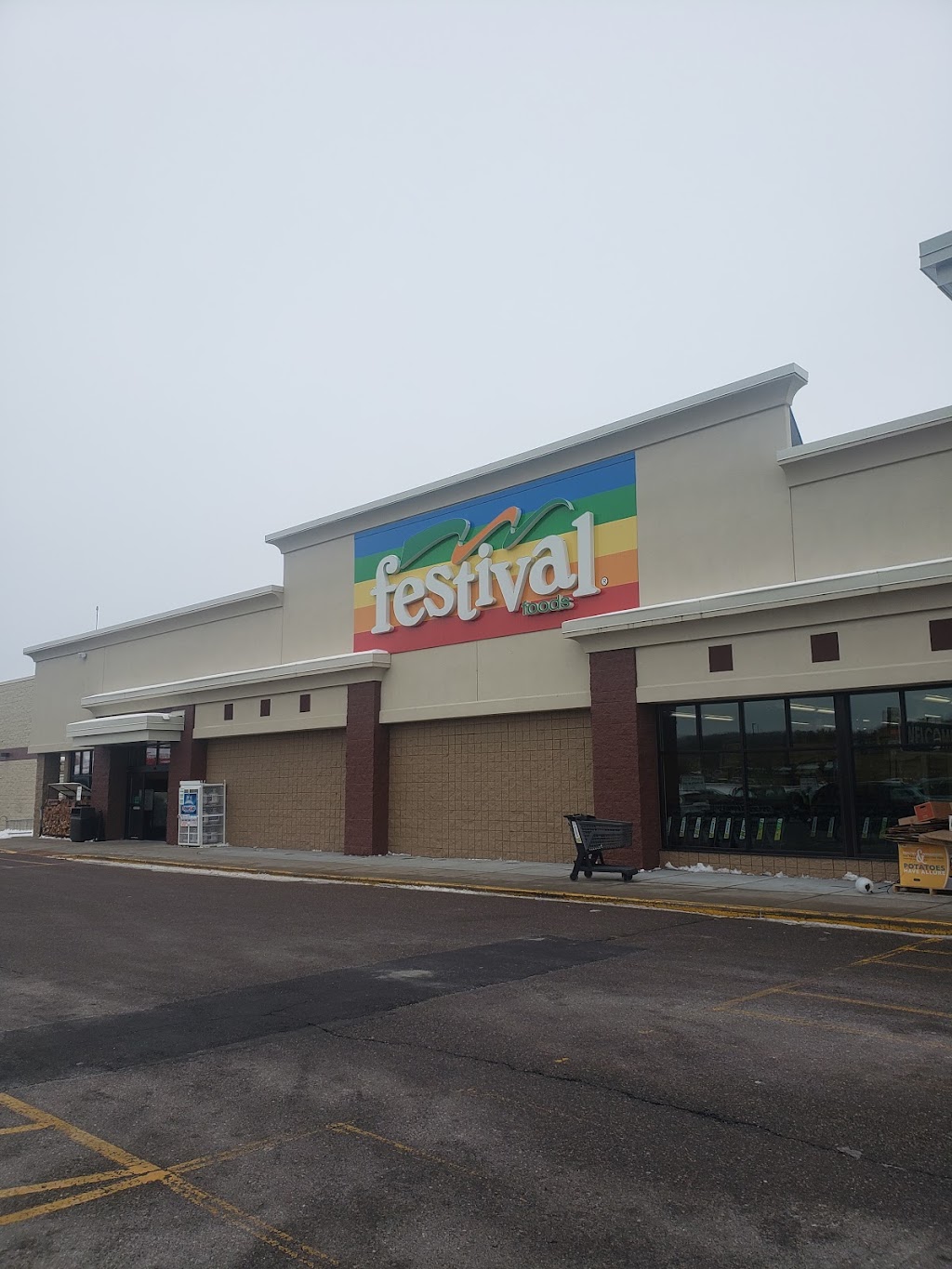 Festival Foods | 615 Linn St, Baraboo, WI 53913, USA | Phone: (608) 356-6671