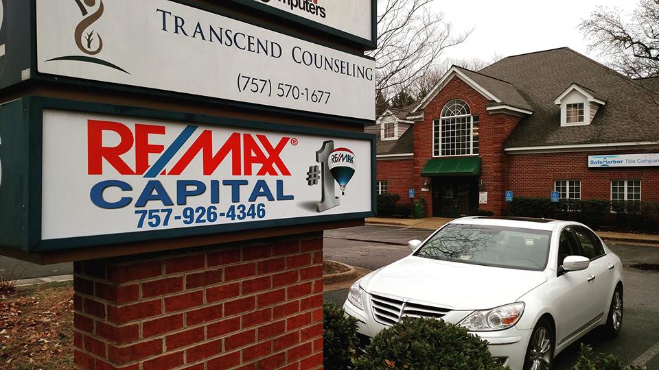 RE/MAX Capital Yorktown | 3526 George Washington Highway Suite B-2, Yorktown, VA 23693, USA | Phone: (757) 926-4346