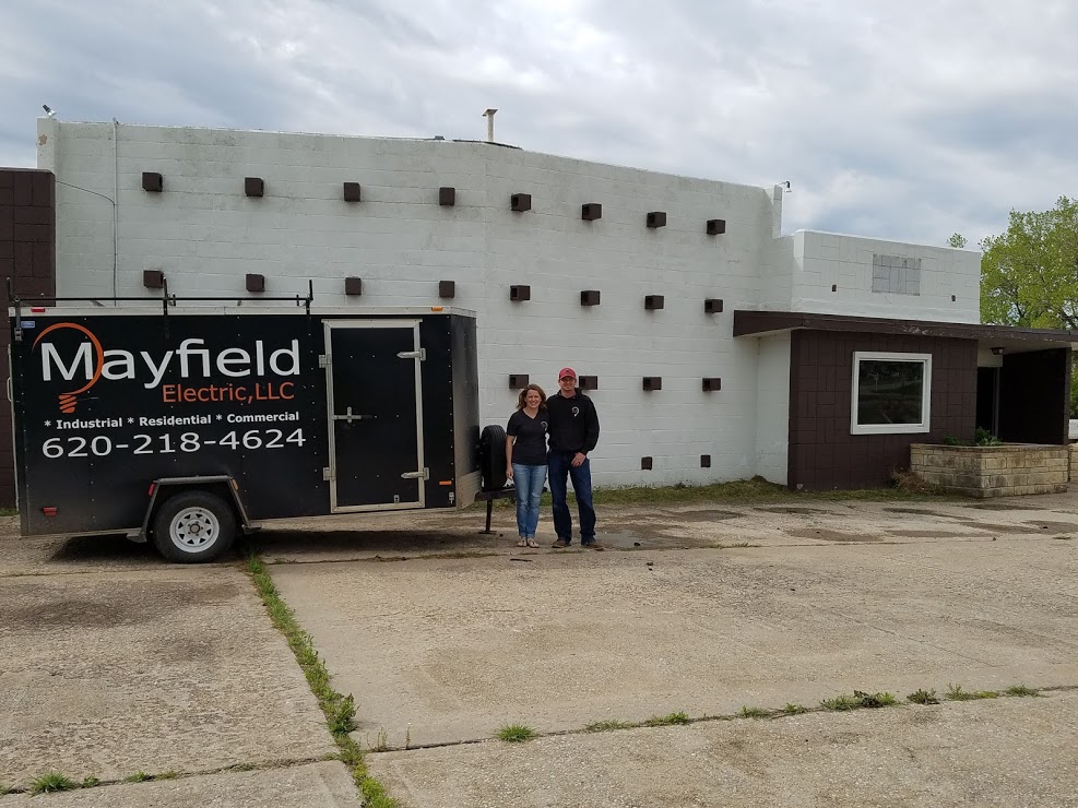 Mayfield Electric | 2301 E 9th Ave, Winfield, KS 67156, USA | Phone: (620) 218-4624