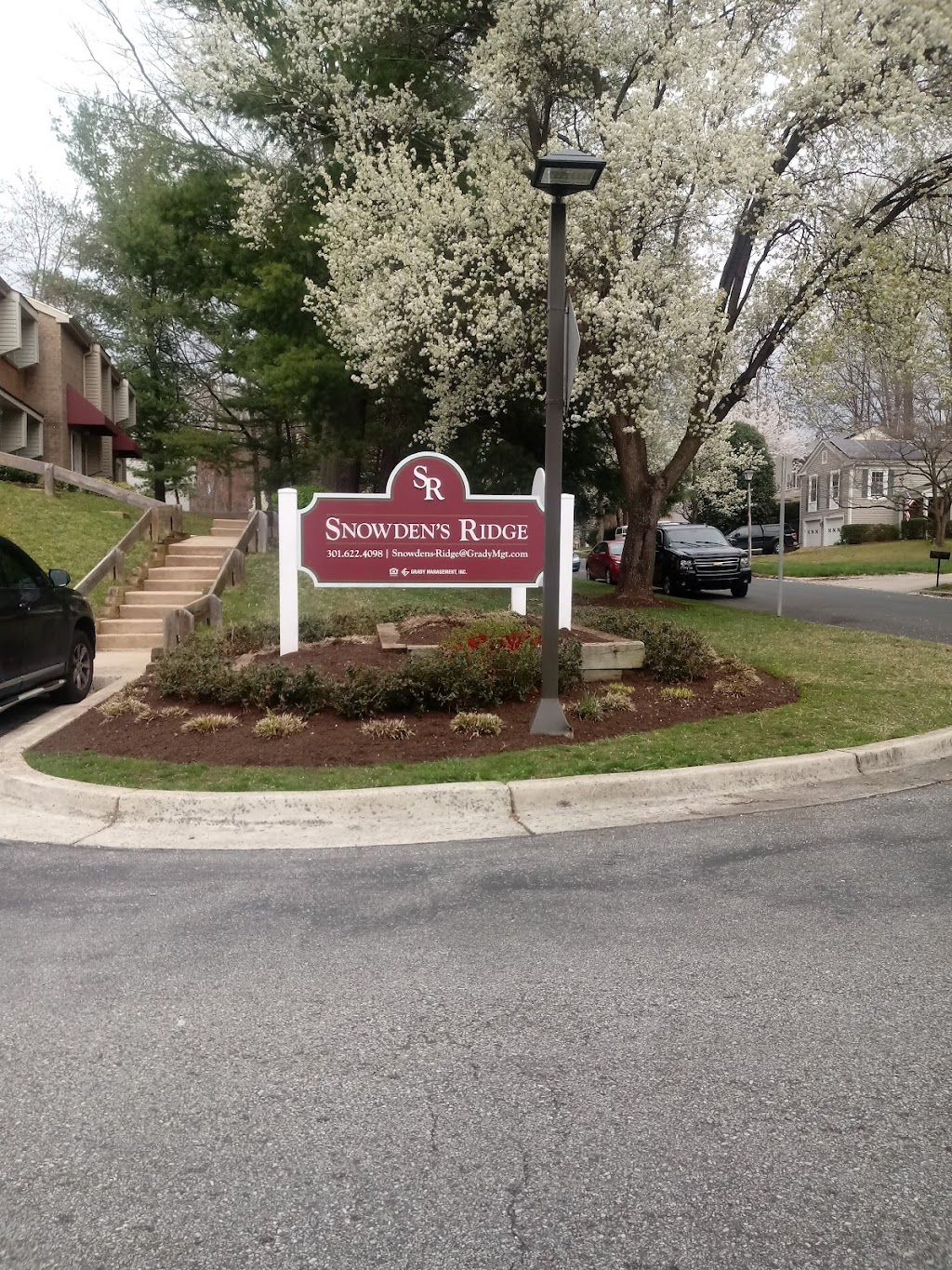 Snowdens Ridge Apartments | 2105-A Harlequin Terrace, Silver Spring, MD 20904, USA | Phone: (301) 918-5863