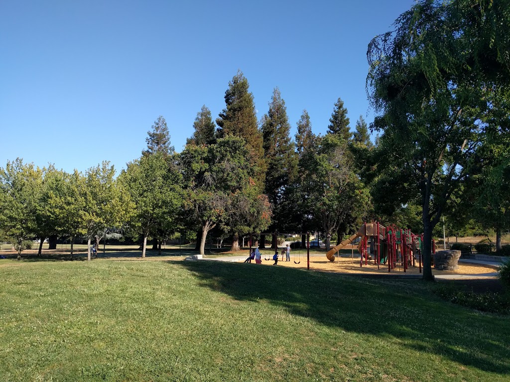 Jollyman Park | 1000 S Stelling Rd, Cupertino, CA 95014, USA | Phone: (408) 777-3120