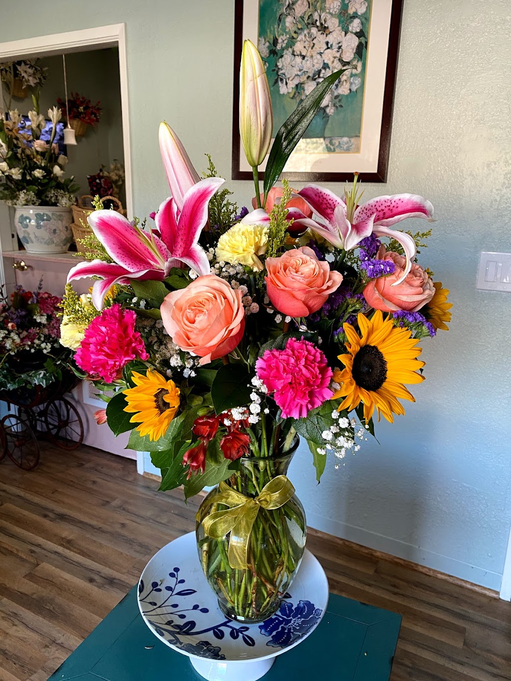 Vivians Flower Market | 17733 Sierra Hwy, Santa Clarita, CA 91351, USA | Phone: (818) 538-0151