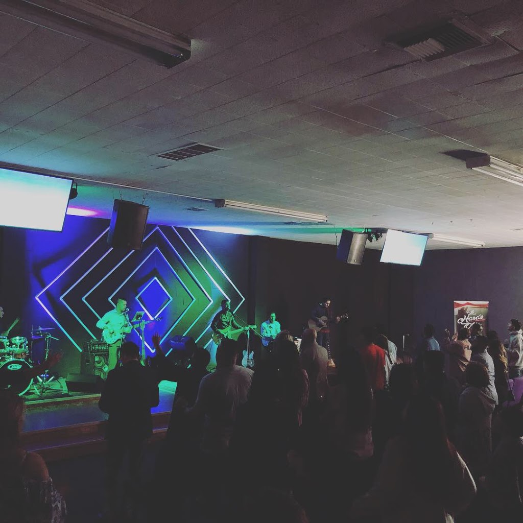 Iglesia Restauracion Inland Empire | 8832 Sierra Ave, Fontana, CA 92335 | Phone: (909) 213-6609