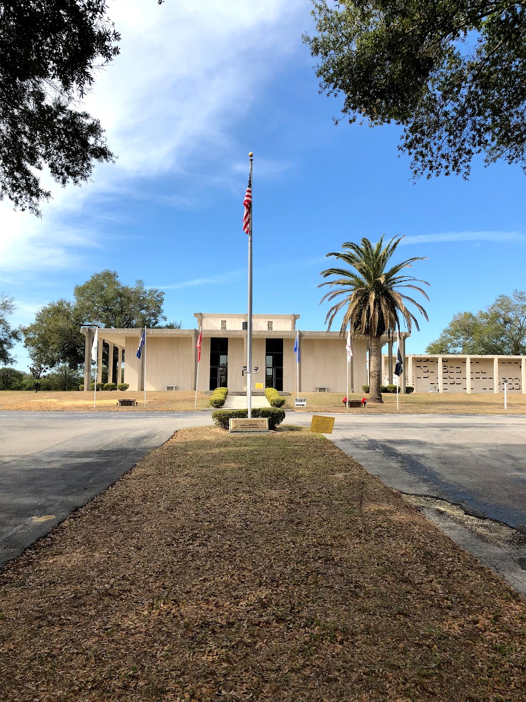 Chapel Hill Gardens Cemetery | 11531 US-301, Dade City, FL 33525, USA | Phone: (352) 567-5571