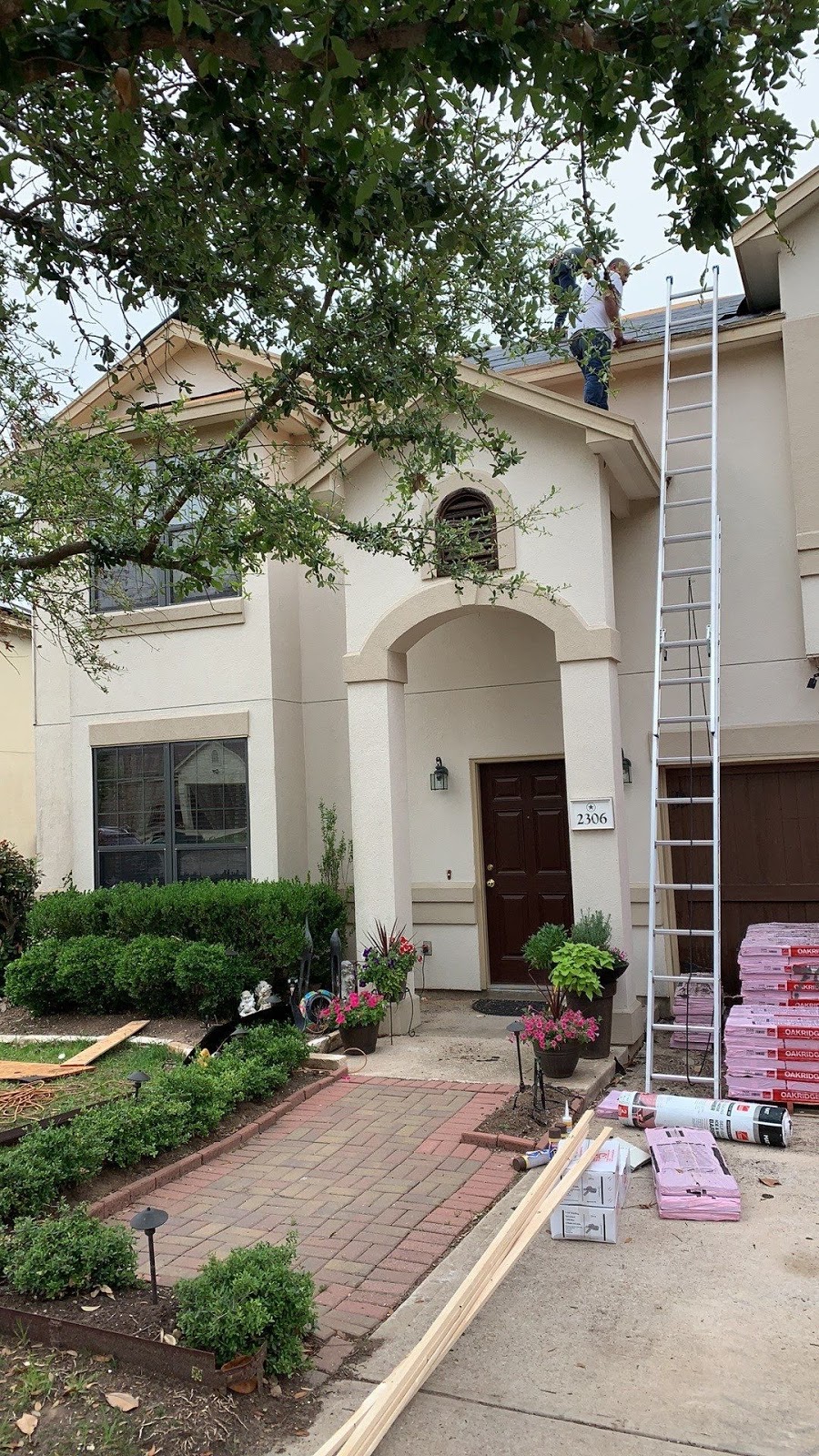 Elevation Roofing Contractors of Austin | 117 Liberty Oaks Dr, Liberty Hill, TX 78642 | Phone: (737) 377-0429