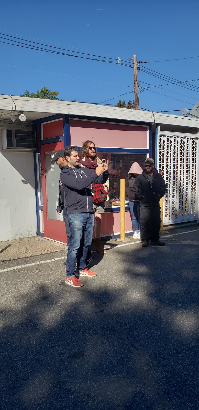 Americana Motel | 942 US-1, Avenel, NJ 07001, USA | Phone: (732) 634-1300