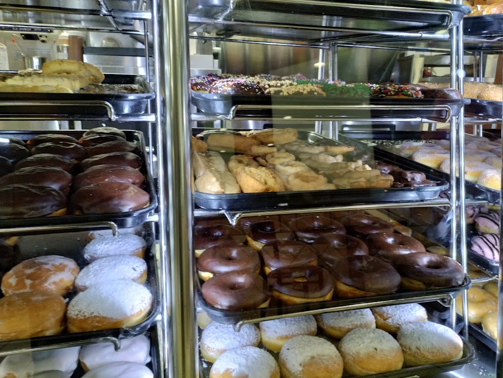 Yum Yum Donuts | 100 Brundage Ln, Bakersfield, CA 93304, USA | Phone: (661) 326-9376