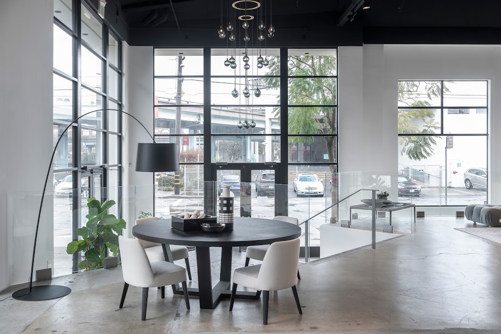 B&B Italia | 2211 Alameda St, San Francisco, CA 94103, USA | Phone: (415) 565-7200