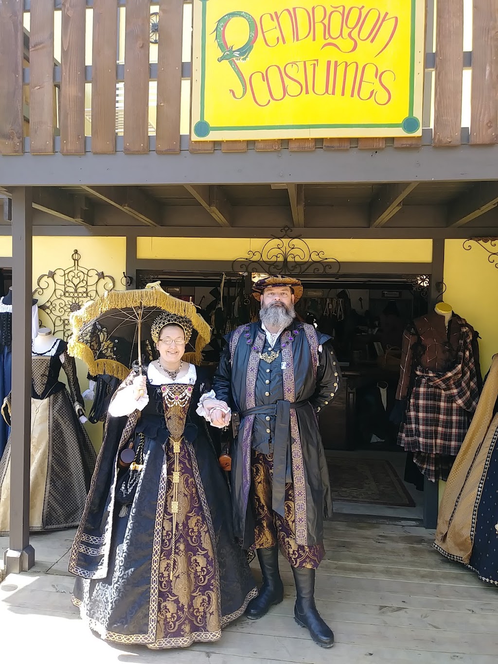 Pendragon Costumes | Waxahachie, TX 75167, USA | Phone: (661) 257-0406