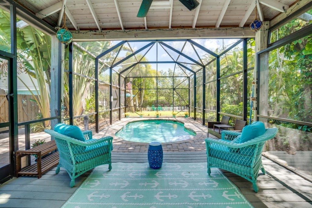 A Paradise Vacation Rentals | 5201 Gulf Dr, Holmes Beach, FL 34217, USA | Phone: (800) 237-2252