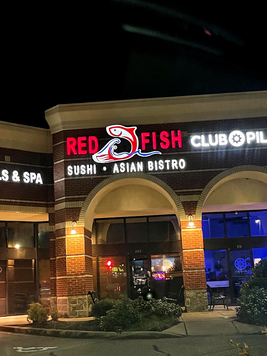 Red Fish | Red Fish, 9915 US-64 Suite 105, Arlington, TN 38002, USA | Phone: (901) 729-7581