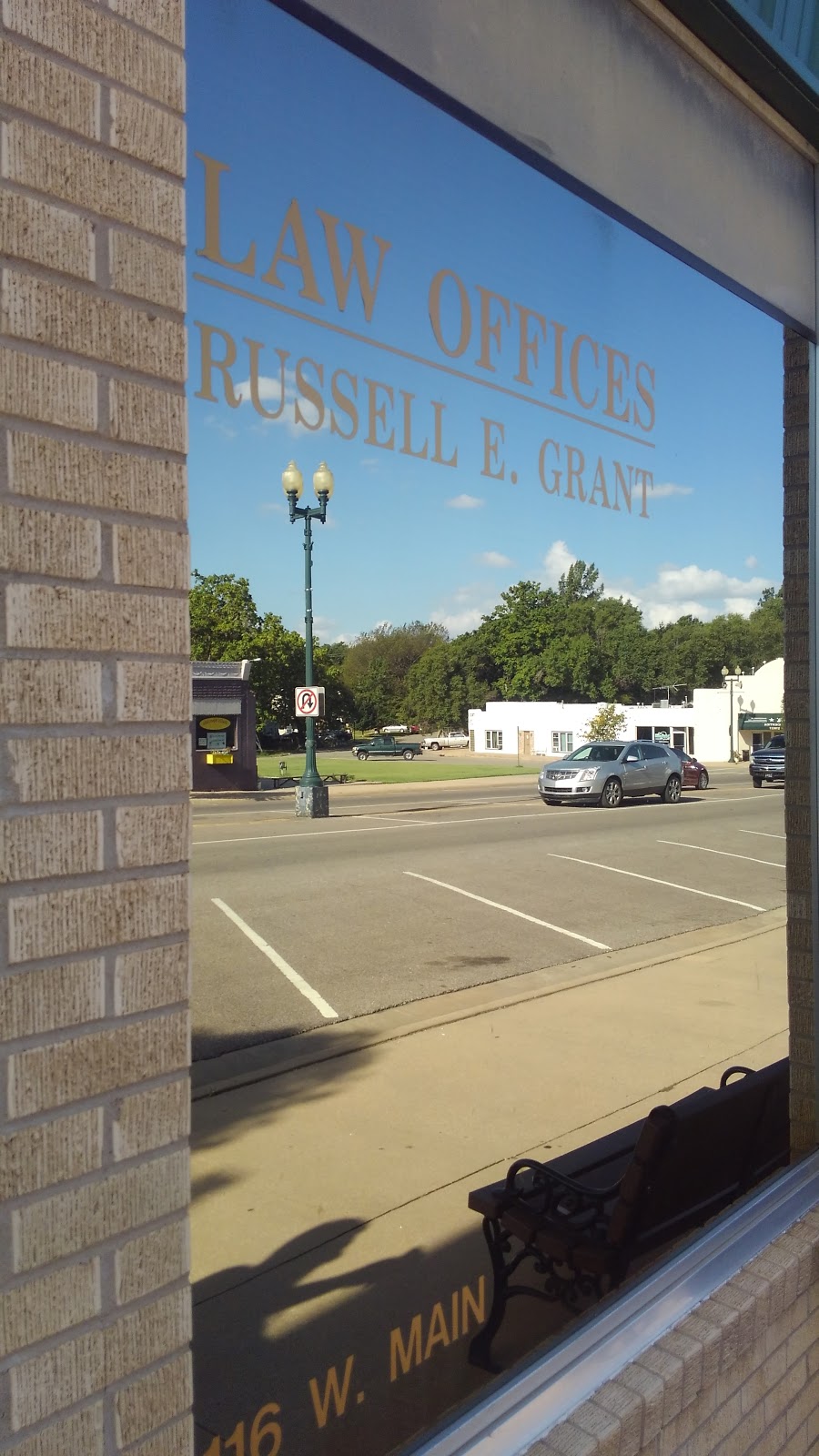 Grant Russell E | 116 W Main St, Mulvane, KS 67110, USA | Phone: (316) 777-0111