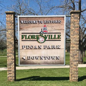 Eagle Ford Signs | 1013 C St, Floresville, TX 78114, USA | Phone: (830) 393-8303