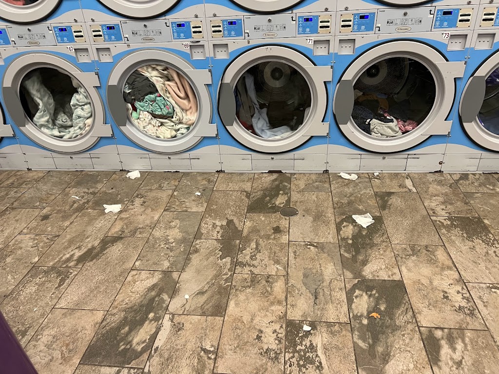 Sparkle Brite Laundromat | 610 Andover St, Lawrence, MA 01843, USA | Phone: (978) 258-0132