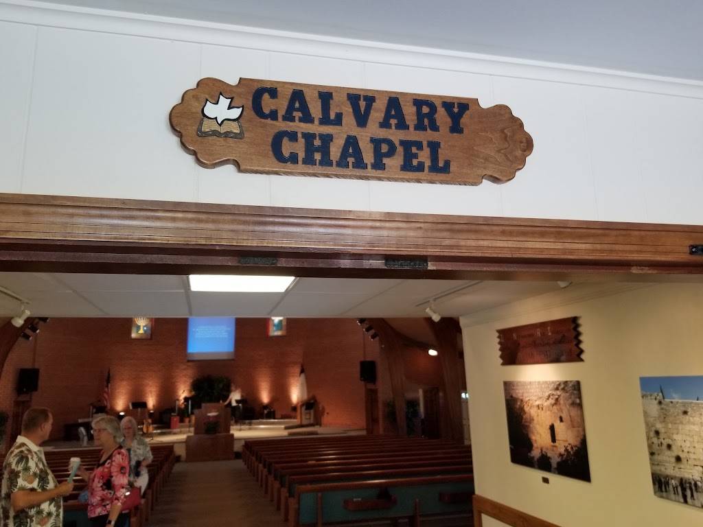 Calvary Chapel of St. Louis County | 400 Midland Ave, Maryland Heights, MO 63043, USA | Phone: (314) 344-8581