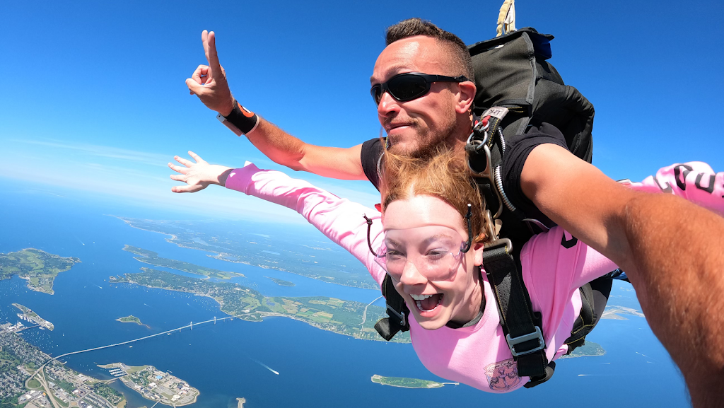 Skydive Newport | 211 Airport Access Rd, Middletown, RI 02842, USA | Phone: (401) 845-0393