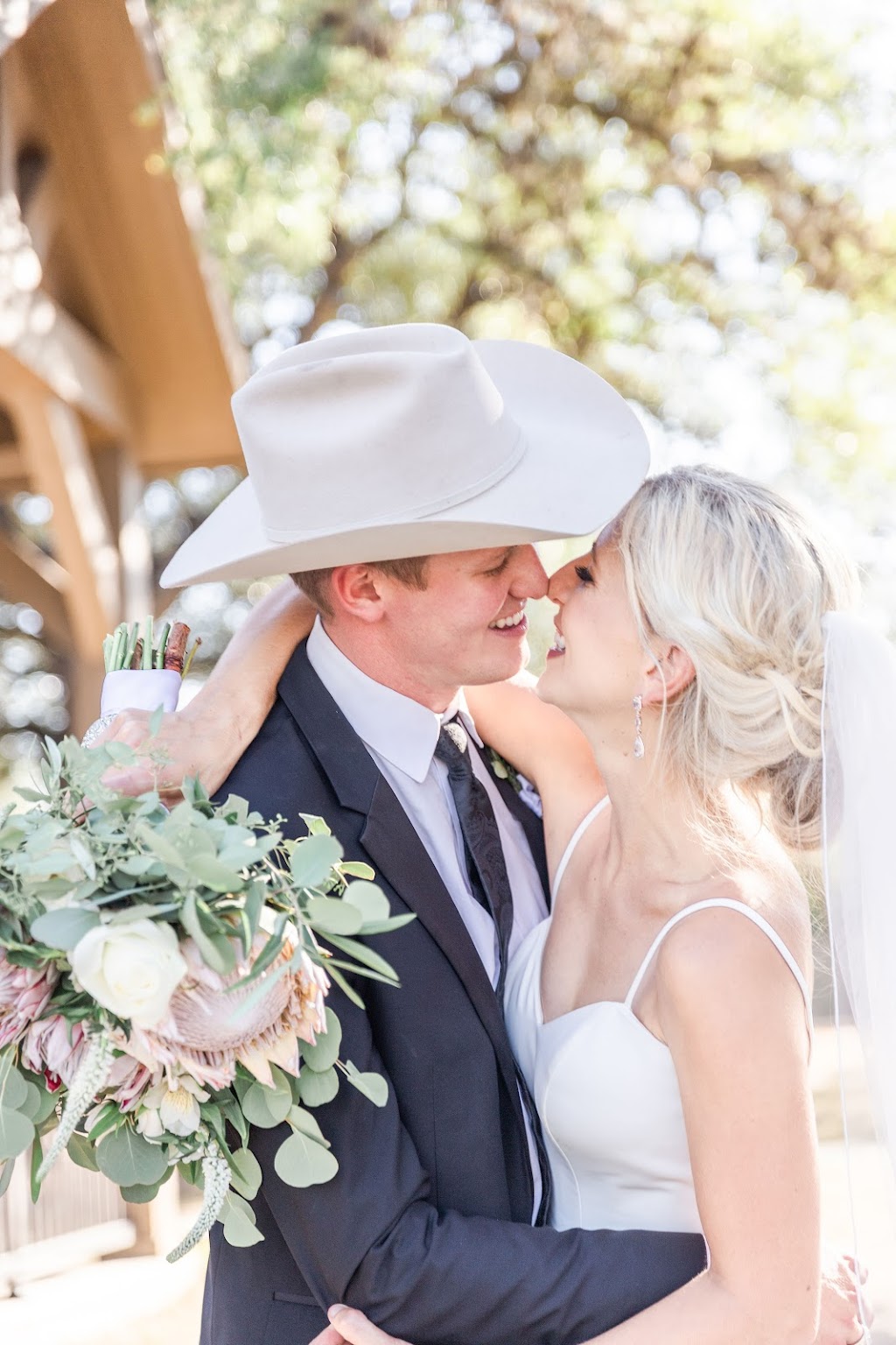 Old Mill Weddings & Events Center | 1554 Gruene Rd, New Braunfels, TX 78130, USA | Phone: (830) 387-5833