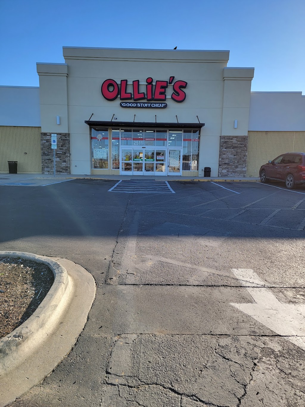 Ollies Bargain Outlet | 2511 S Horner Blvd, Sanford, NC 27332, USA | Phone: (919) 776-0051