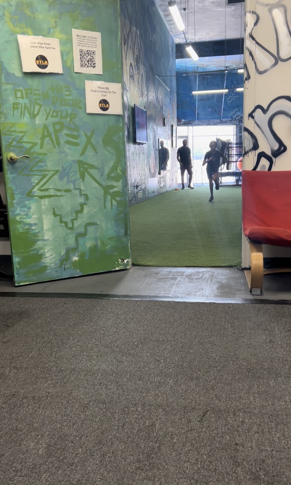 STLA Gym | 4365 W Pico Blvd, Los Angeles, CA 90019, USA | Phone: (323) 424-3436