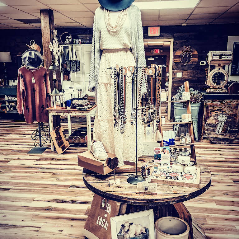 The Grainery & Co. | 3840 Chatham St, Bennett, NC 27208, USA | Phone: (919) 545-1313