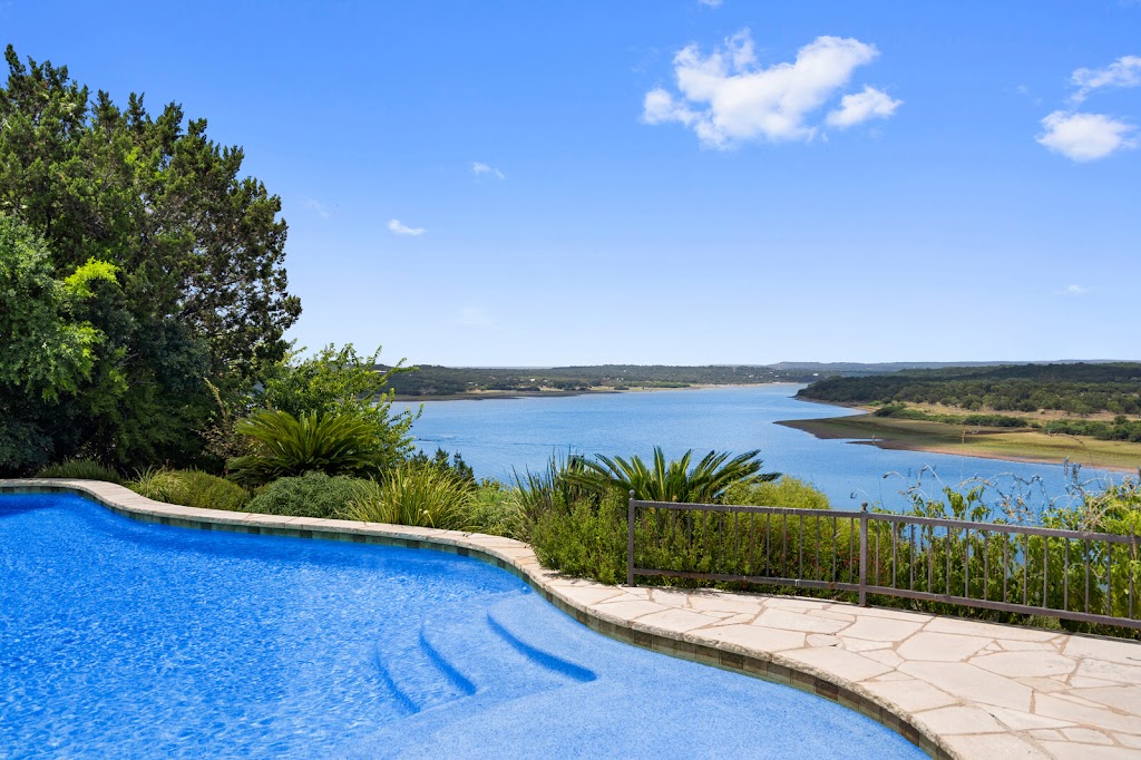 Austin Lakeside Properties | 1305 Pace Bend Rd N, Spicewood, TX 78669, USA | Phone: (512) 289-4079