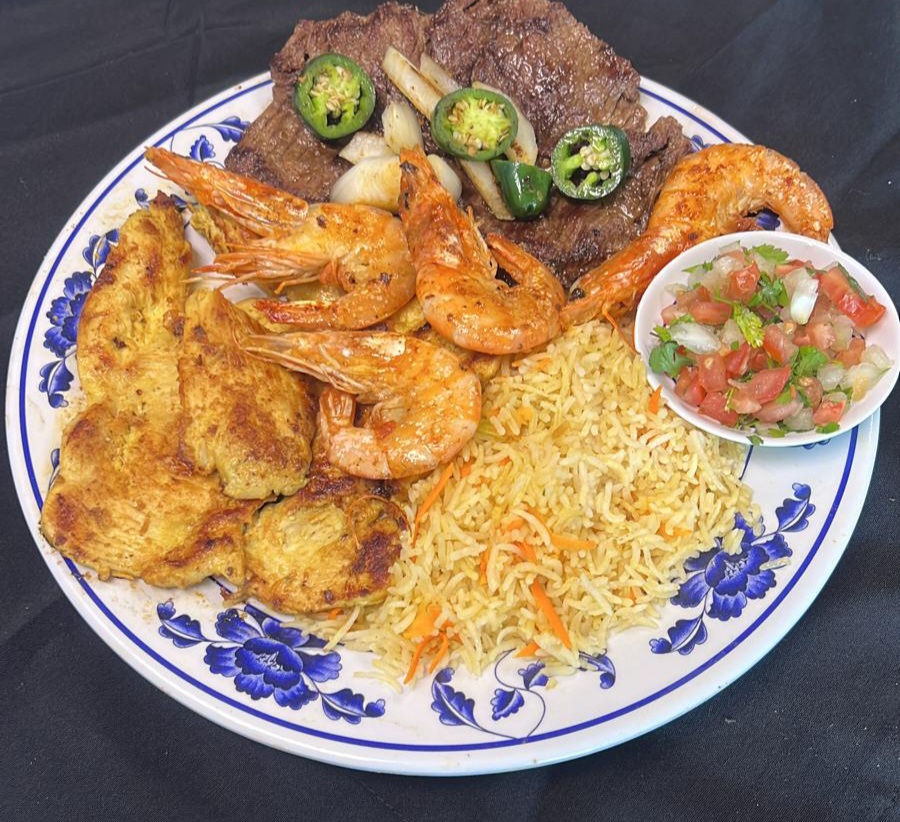 Pupusería Las Palmas | 3851 International Blvd, Oakland, CA 94601, USA | Phone: (510) 437-9615