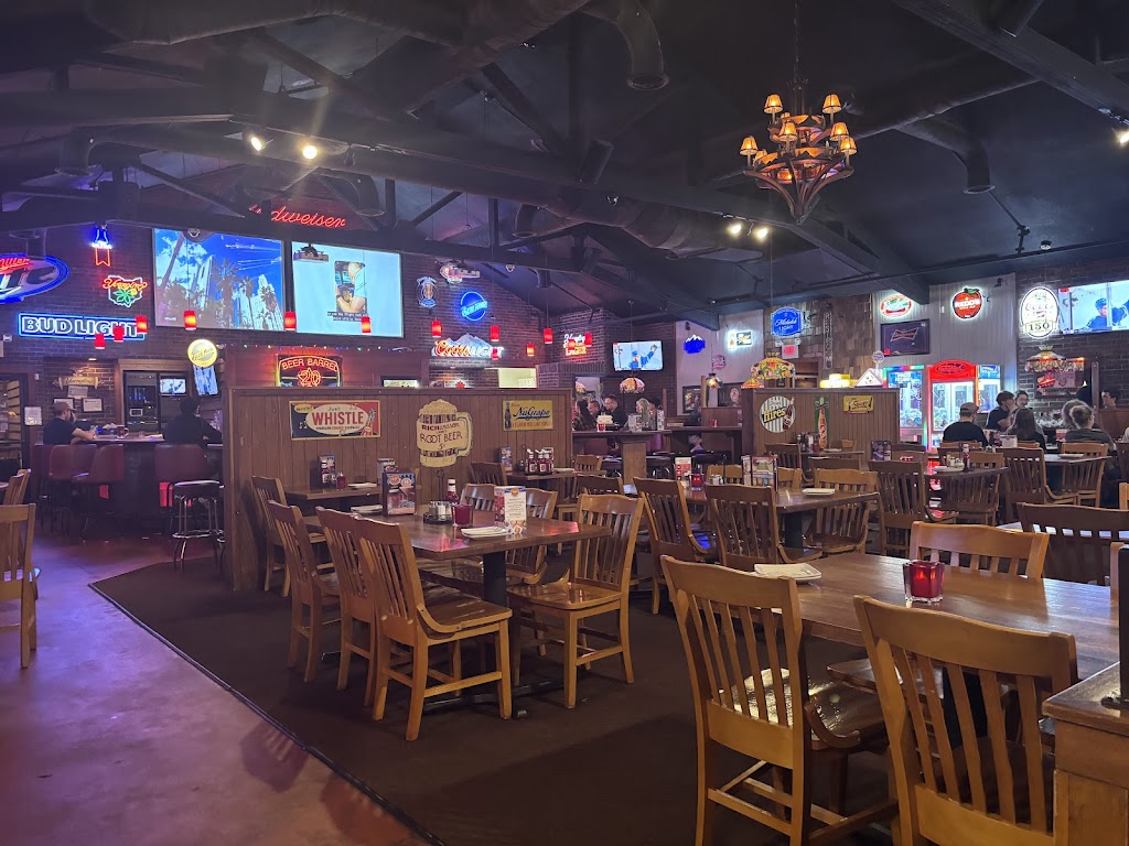 Beer Barrel Pizza & Grill | 900 Interstate Dr, Findlay, OH 45840, USA | Phone: (419) 424-3663
