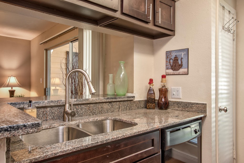 Timberlake Apartments | 8226 60th St Cir E, Sarasota, FL 34243, USA | Phone: (941) 893-1577