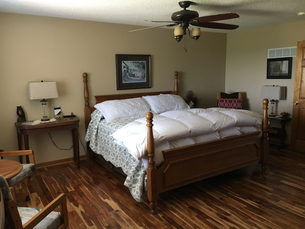 Scenic Ridge Vacation Rentals | 7717 Southpoint Dr, Camden, MO 64017, USA | Phone: (816) 550-6497