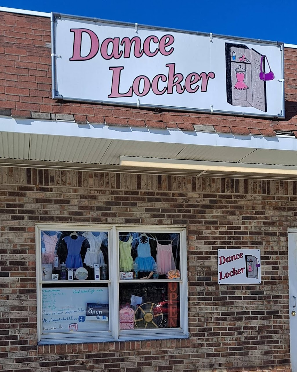 Dance Locker | 1425 Burgettstown Plz, Burgettstown, PA 15021 | Phone: (724) 215-9088