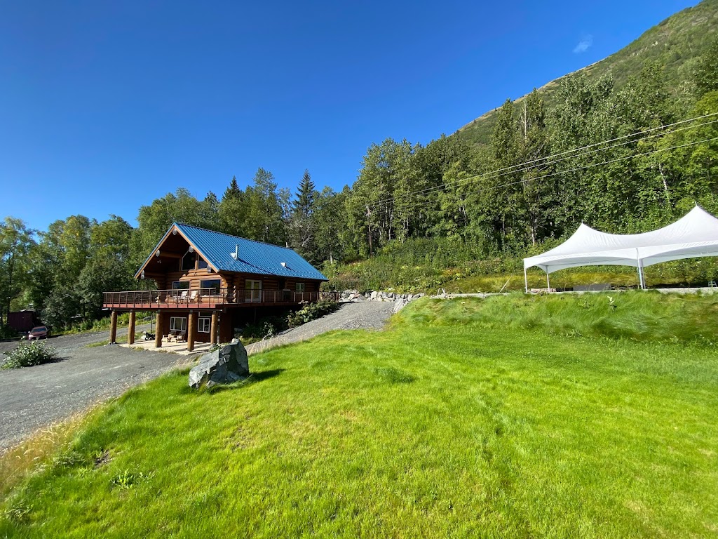 Turnagain View Lodge & Wedding Venue | 27327 Seward Hwy, Indian, AK 99540, USA | Phone: (907) 444-6898