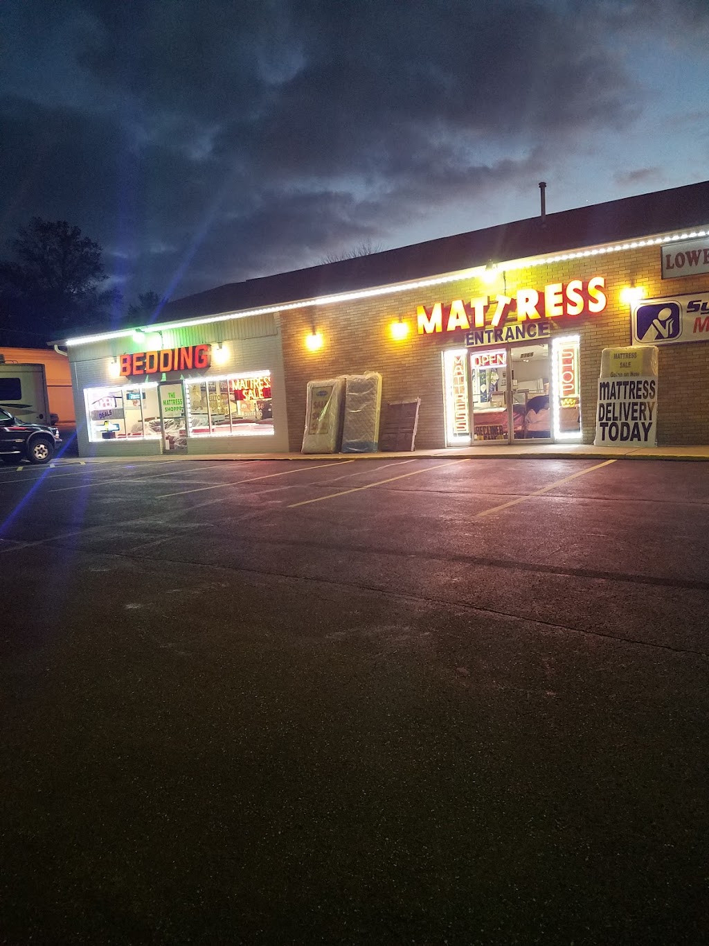 Mattress Shoppe | 1368 Canton Rd, Akron, OH 44312, USA | Phone: (330) 475-0590