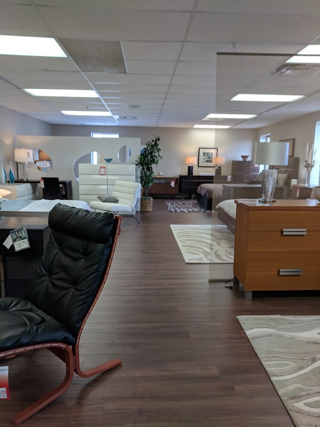 International Design Center | 7035 Washington Ave S, Edina, MN 55439, USA | Phone: (612) 341-3441