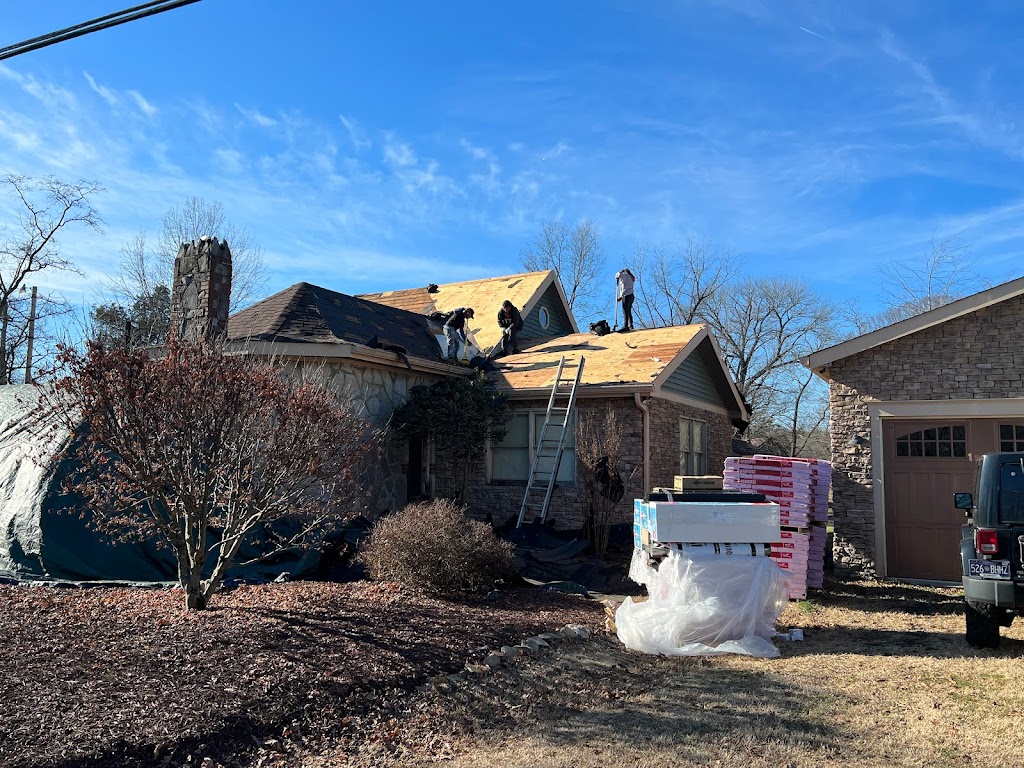 4 Square Roofing | 405 Dorchester Pl, Gallatin, TN 37066, USA | Phone: (615) 582-1639