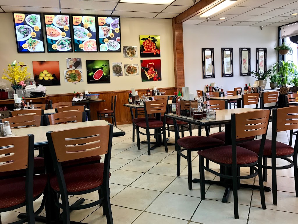 Pho Vietnam #3 | 9001 Jewel Lake Rd #11, Anchorage, AK 99502, USA | Phone: (907) 274-2033