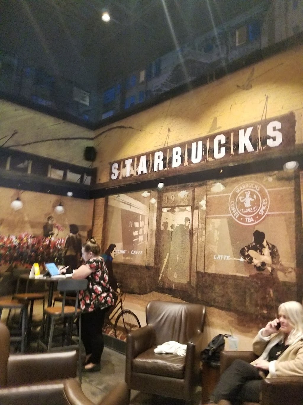 Starbucks | 6836 Charlotte Pike, Nashville, TN 37209, USA | Phone: (615) 761-4825