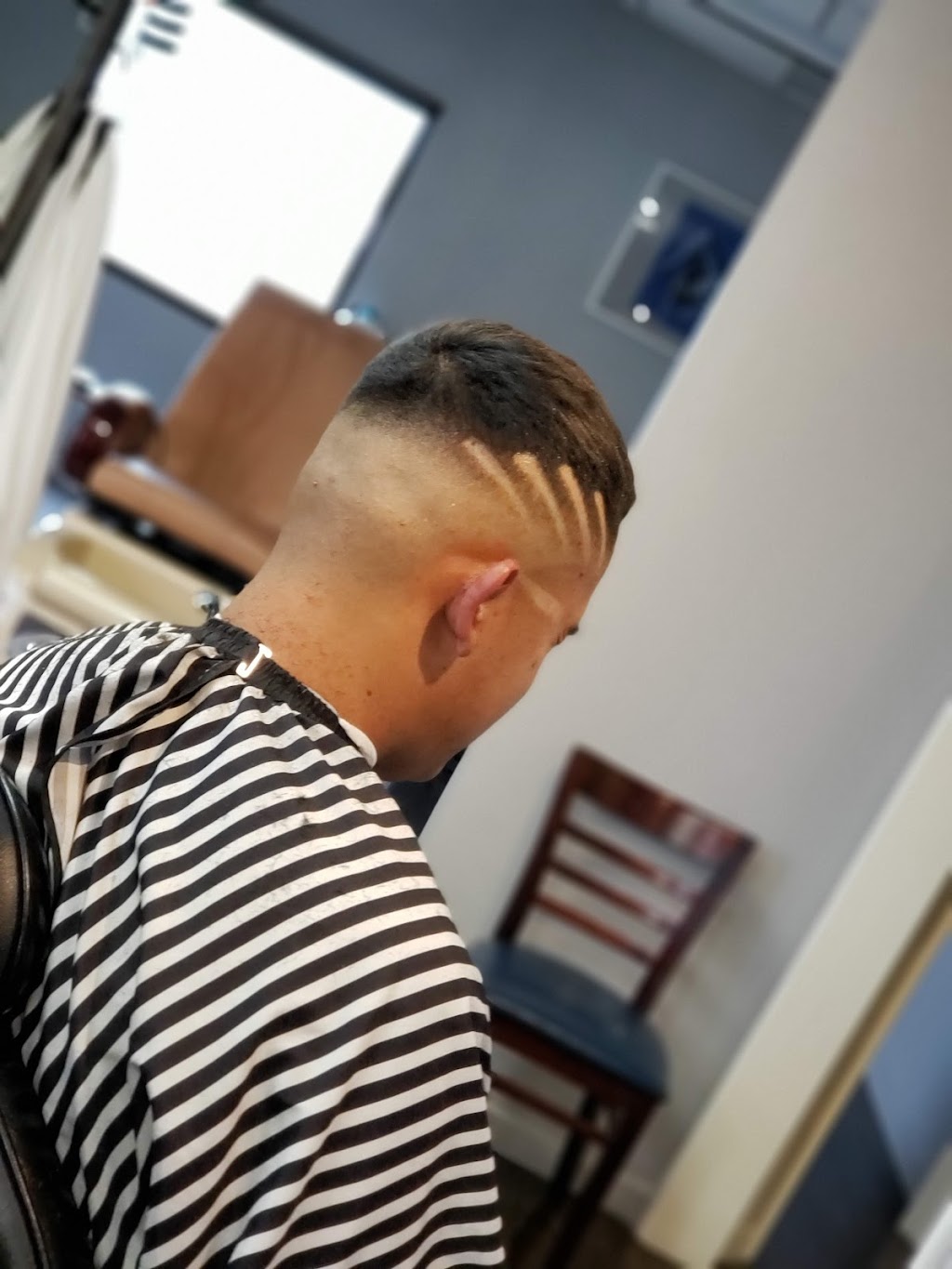 Diamond Barbershop & Hair Design | 1050 Ontario Mills Dr 2nd floor, Ontario, CA 91764, USA | Phone: (714) 362-4316