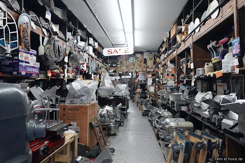 Globe Slicers | 265 Bowery, New York, NY 10012, USA | Phone: (212) 473-7670